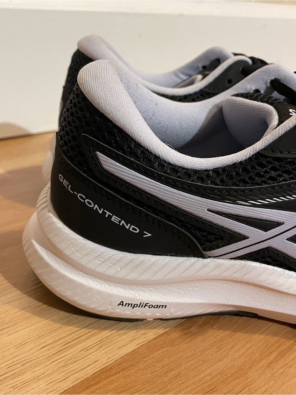 ASICS GEL-CONTEND
AmpliFoam Running Shoes - Picture 7 of 8